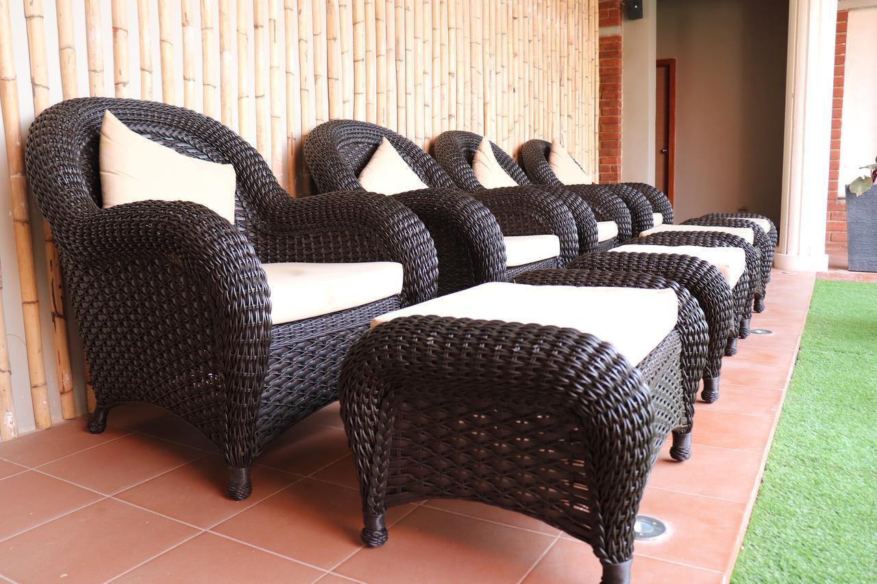 Swosti Chilika Resort Kanaipur Eksteriør bilde