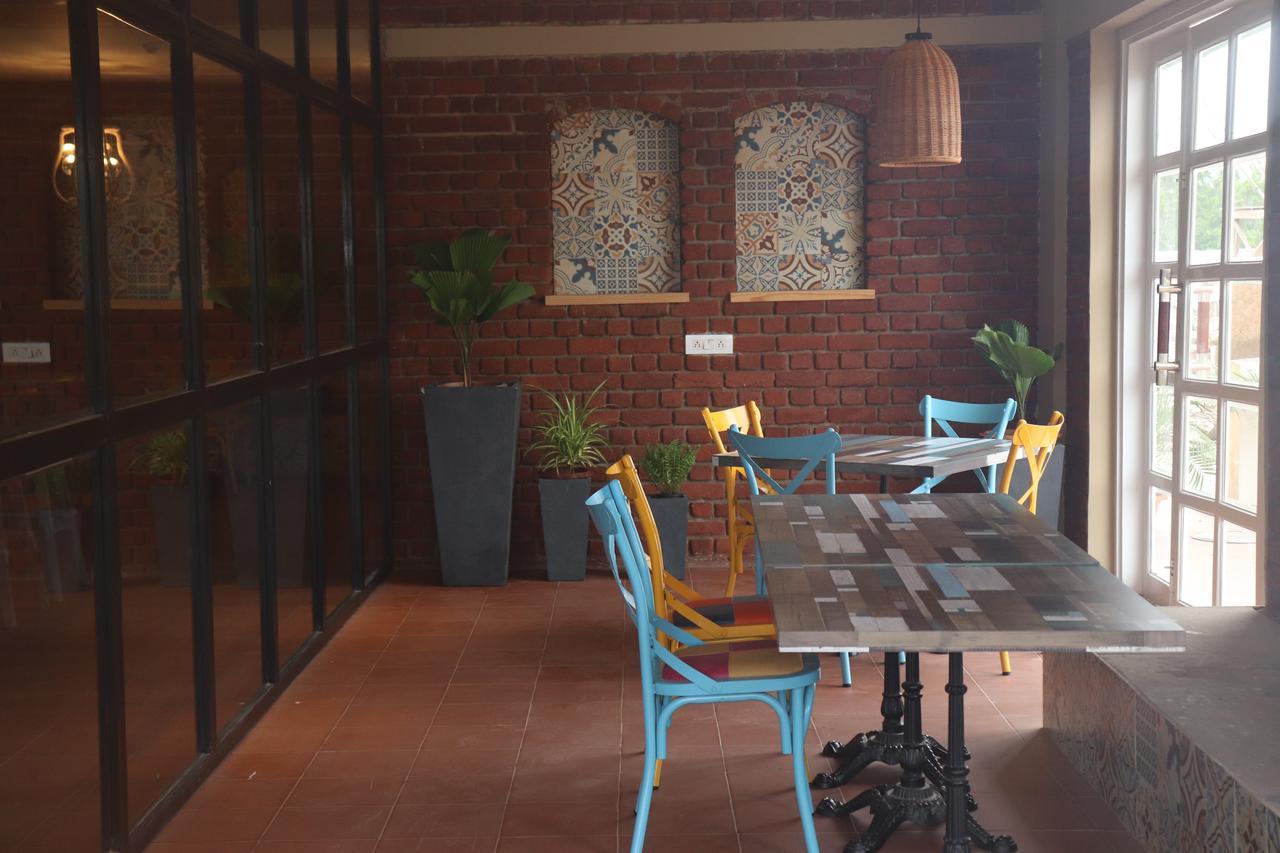 Swosti Chilika Resort Kanaipur Eksteriør bilde