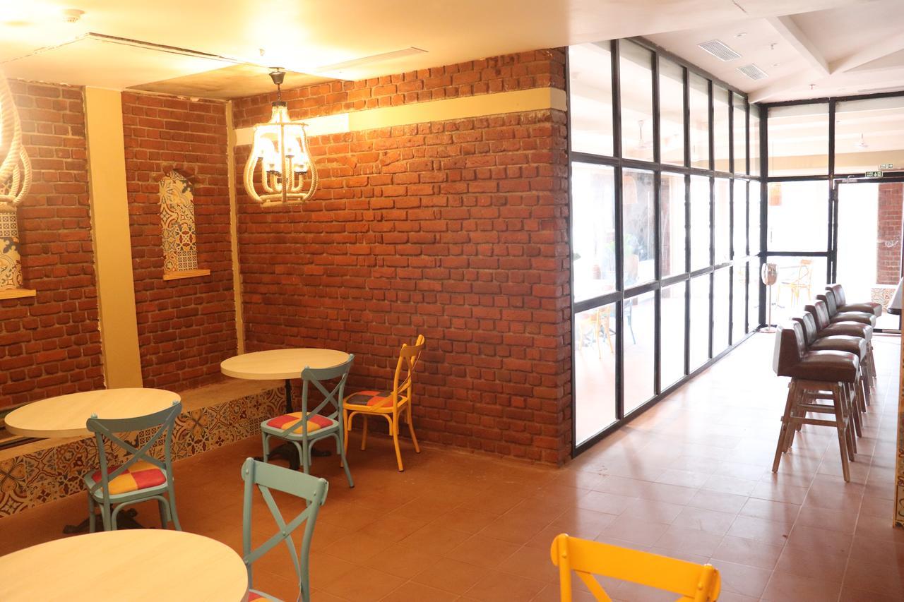Swosti Chilika Resort Kanaipur Eksteriør bilde