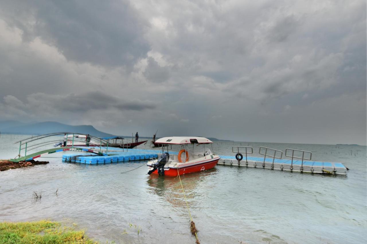 Swosti Chilika Resort Kanaipur Eksteriør bilde