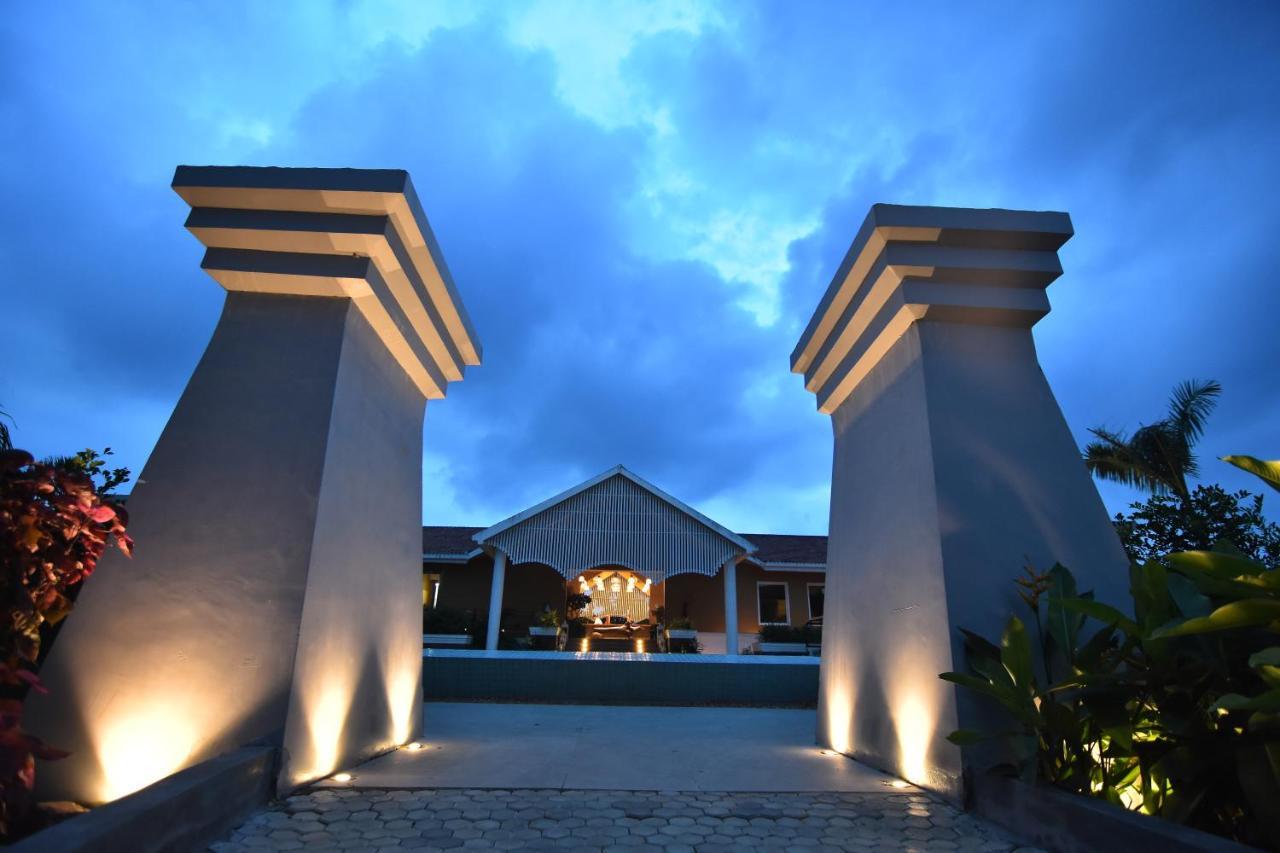 Swosti Chilika Resort Kanaipur Eksteriør bilde