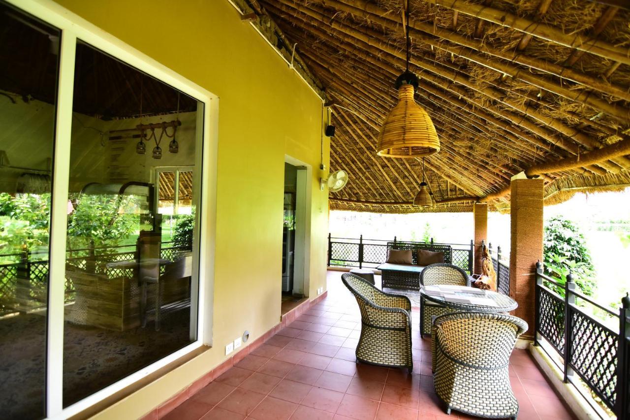 Swosti Chilika Resort Kanaipur Eksteriør bilde